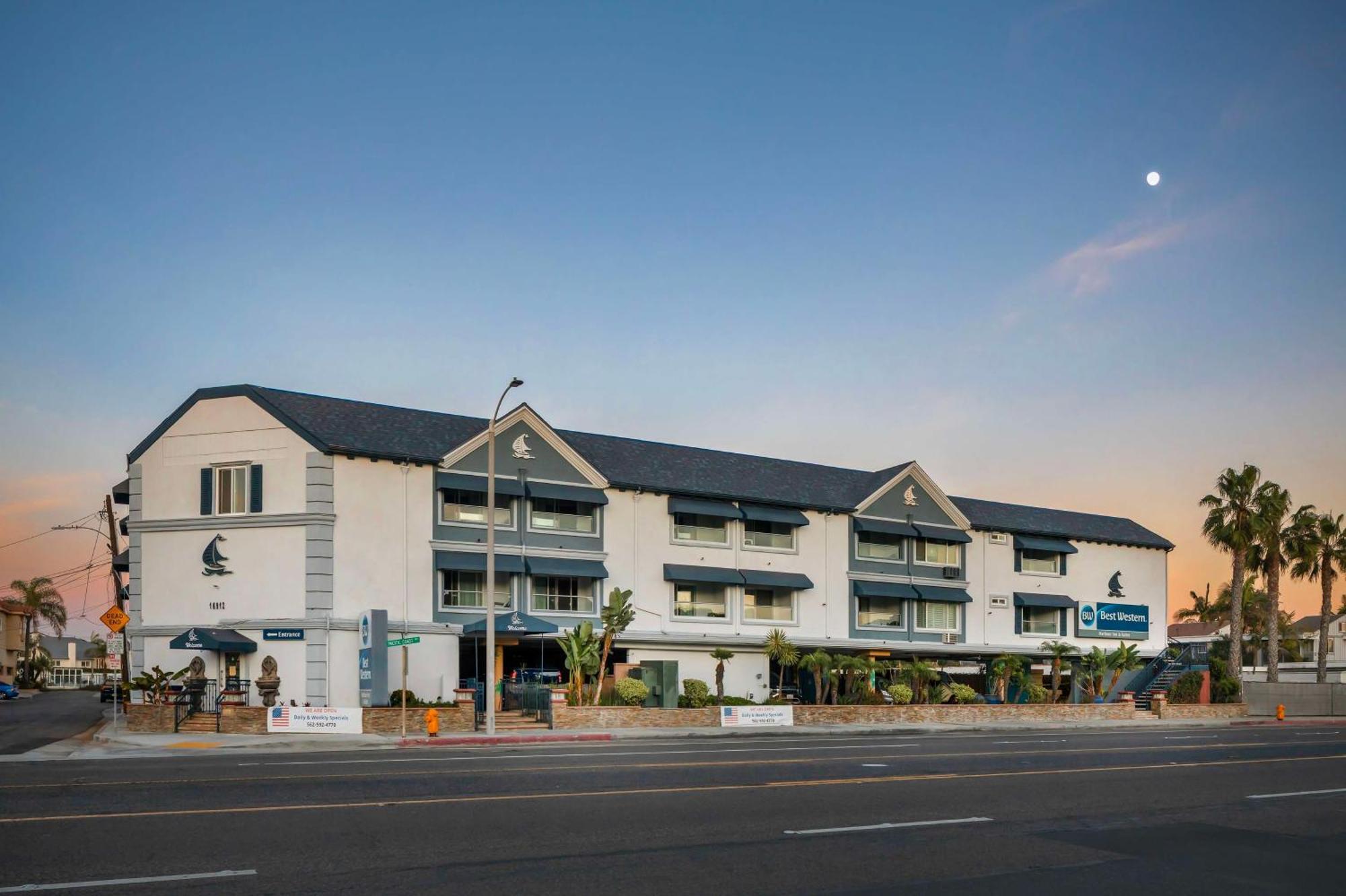 Best Western Harbour Inn & Suites Huntington - Sunset Beach Exterior foto